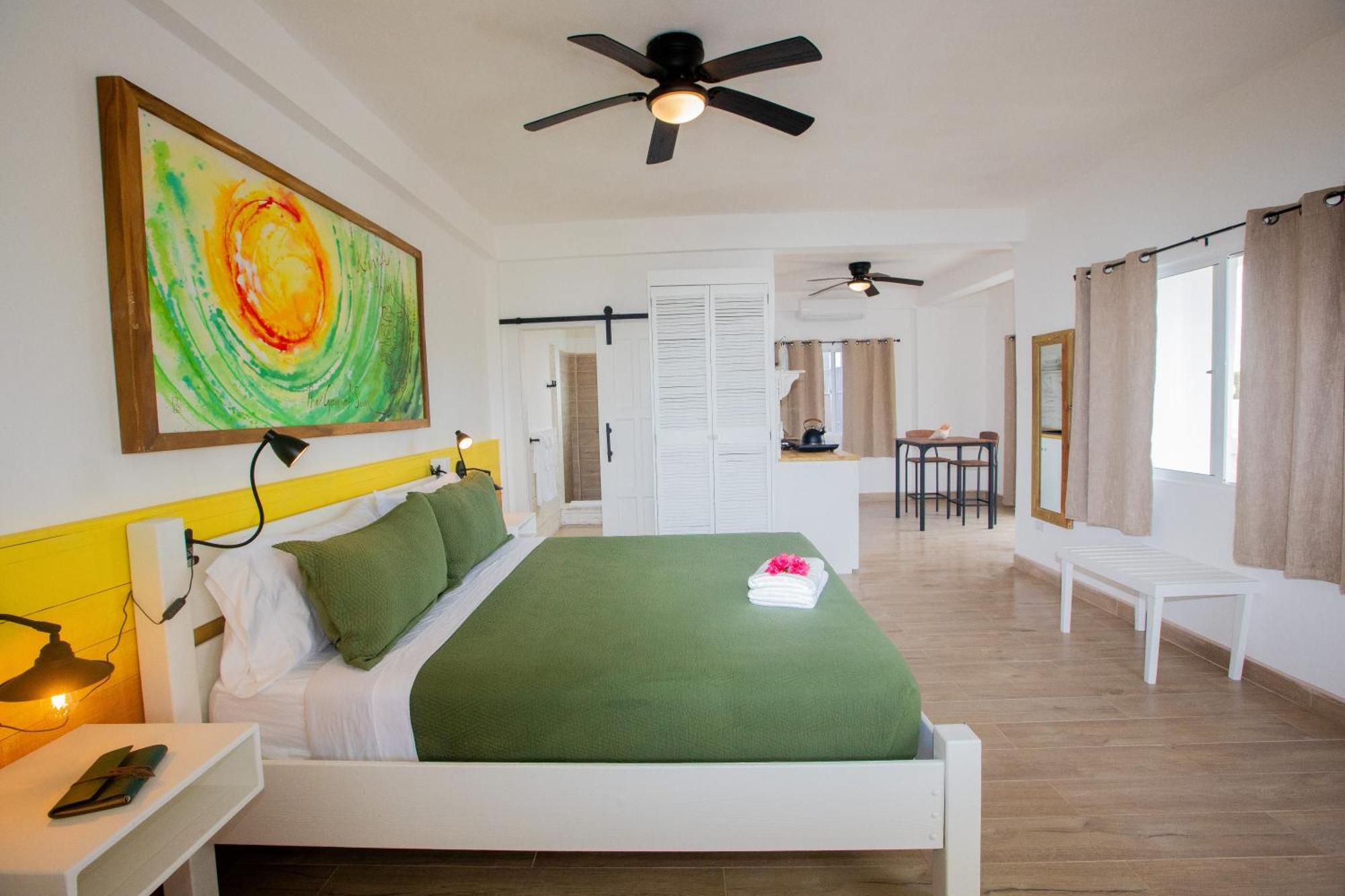 Treetops Hotel Caye Caulker Eksteriør bilde
