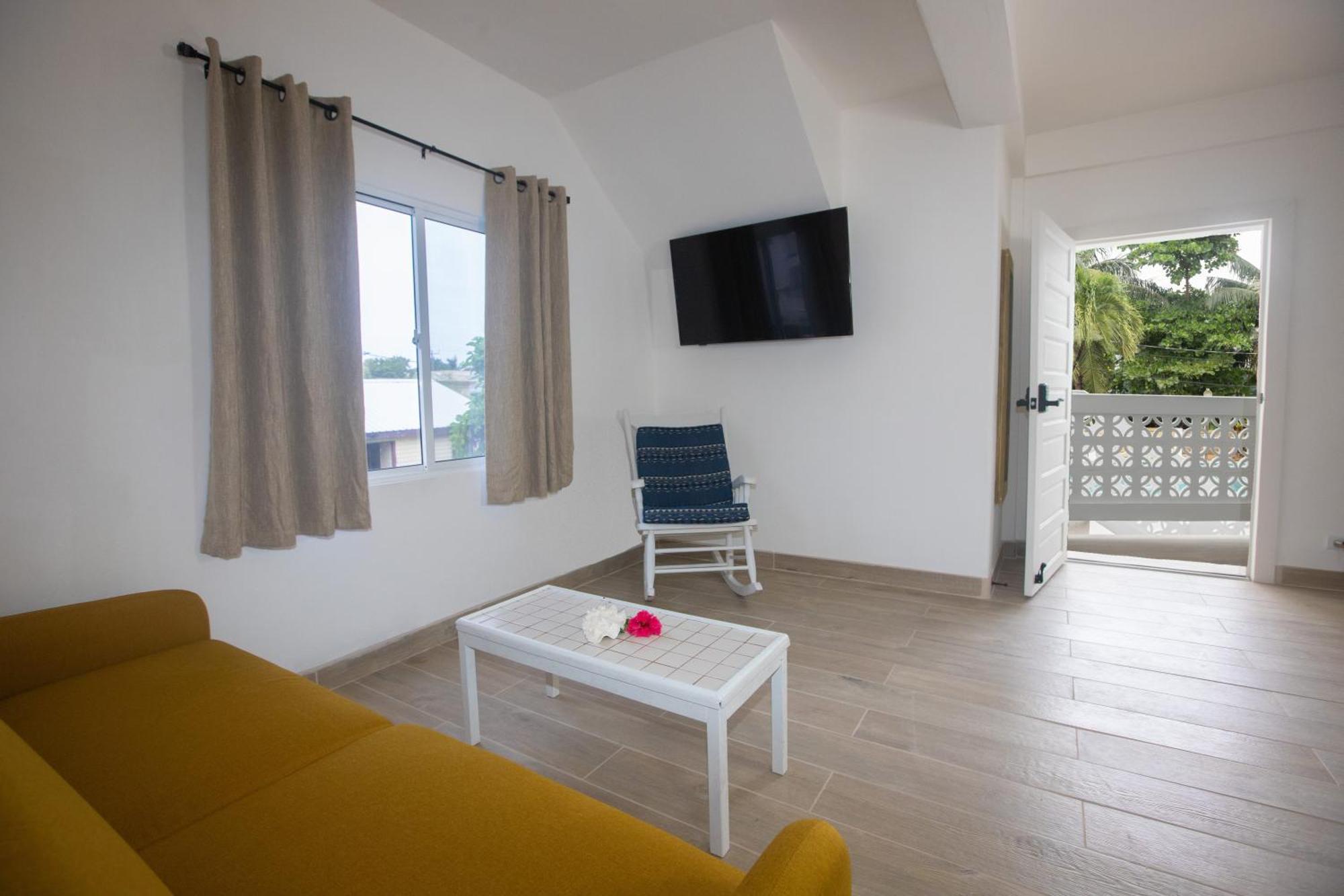 Treetops Hotel Caye Caulker Eksteriør bilde